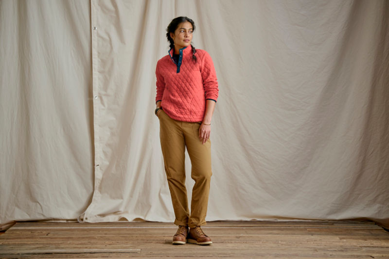 Outdoor Quilted 1/4-Snap Sweatshirt - PAPAYA