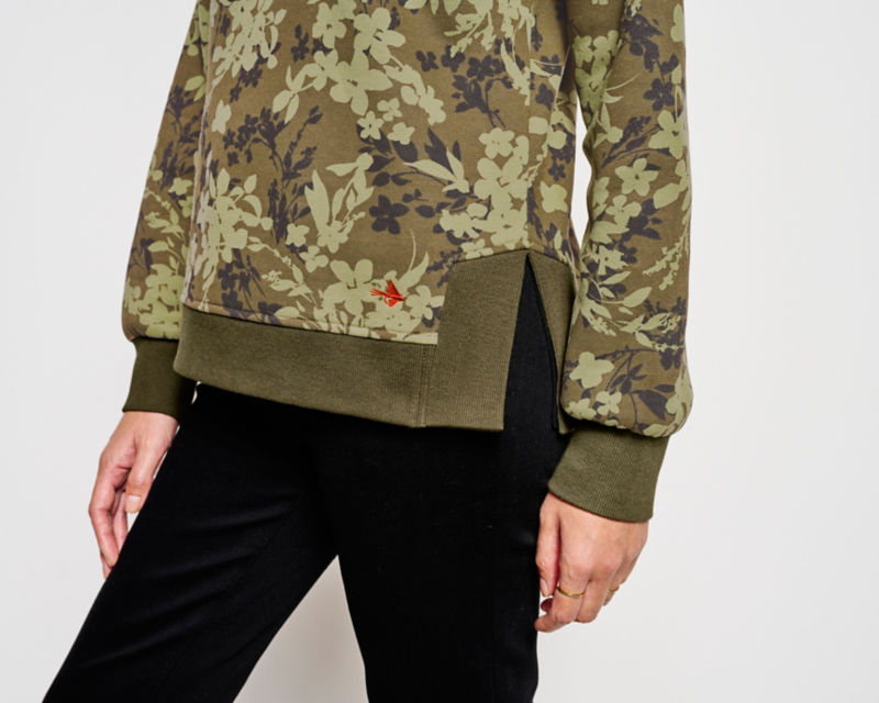 Well-Worn Crew Sweatshirt - OLIVE CAMO FLORAL image number 4