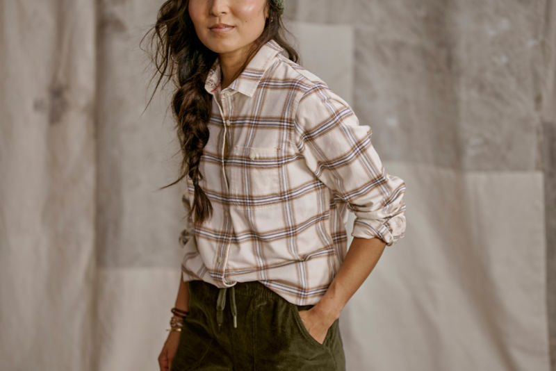 Flat Creek Flannel Work Shirt - SNOW MIX PLAID image number 1