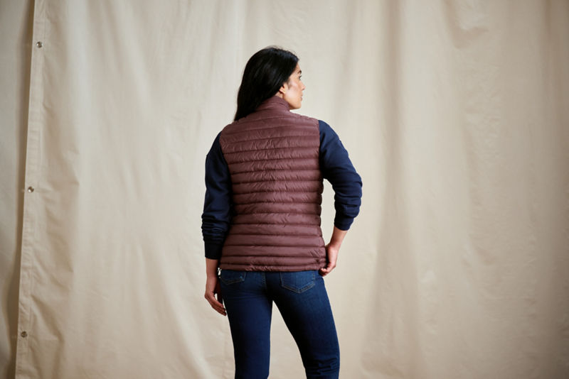 Women&rsquo;s Drift Vest - RAISIN/POPPY image number 5