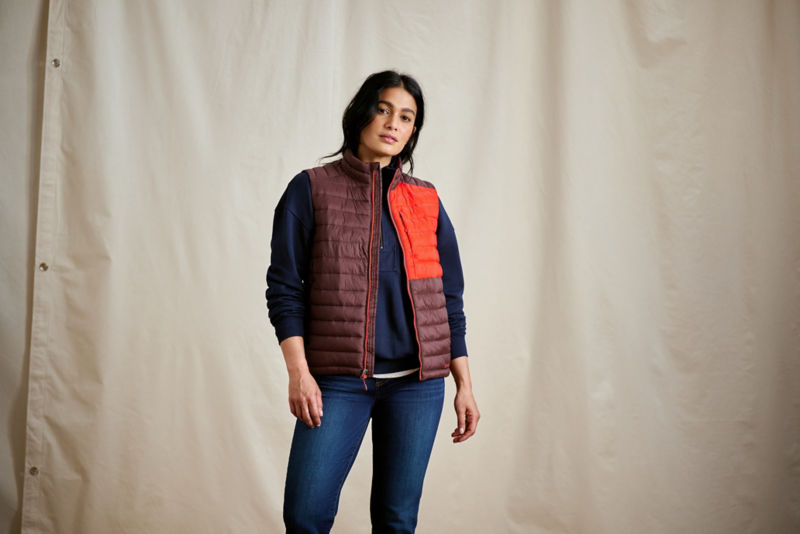 Women&rsquo;s Drift Vest - RAISIN/POPPY