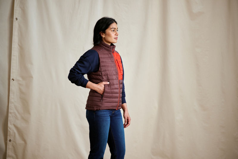 Women&rsquo;s Drift Vest - RAISIN/POPPY image number 4