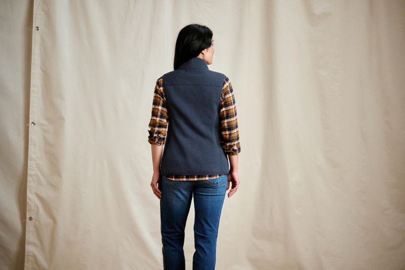 R65&trade; Sweater Fleece Vest - TRUE NAVY image number 4