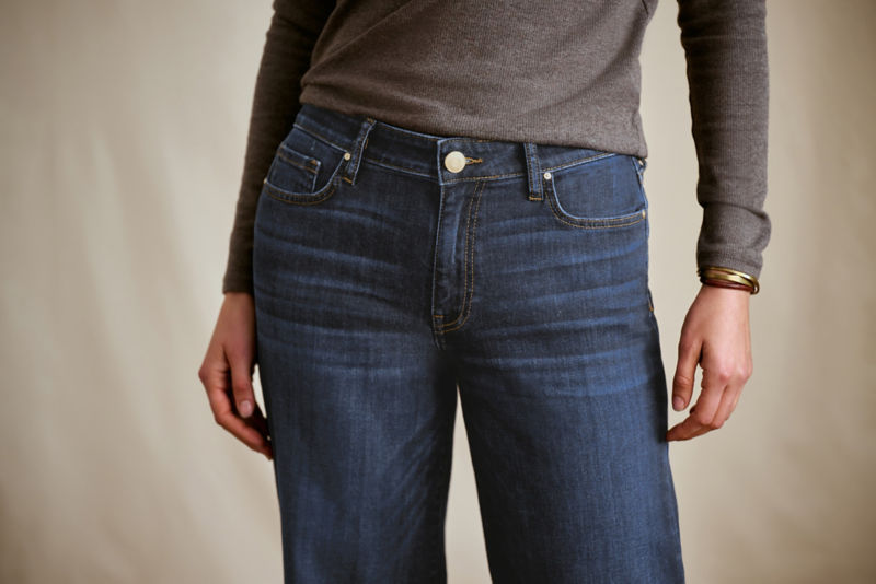 Kut from the Kloth&reg; Charlotte Denim Wide-Leg Cropped Jeans - INNOXIOUS - EXCLUSIVE image number 1