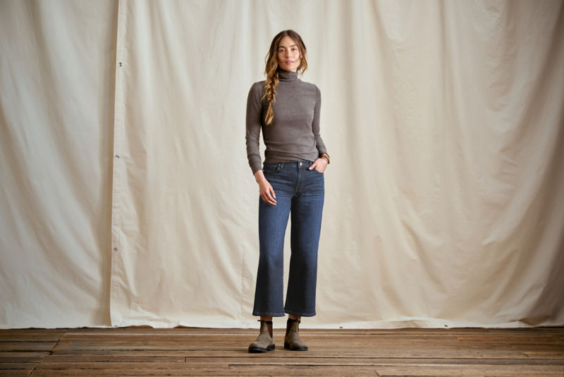 Kut from the Kloth&reg; Charlotte Denim Wide-Leg Cropped Jeans - INNOXIOUS - EXCLUSIVE image number 2