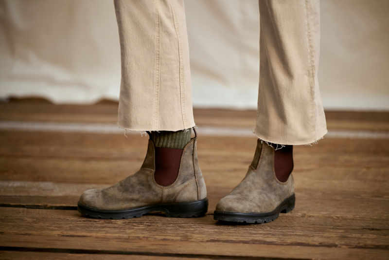 Kut from the Kloth&reg; Kelsey Cropped Flare Jeans - BISCUIT - EXCLUSIVE image number 2