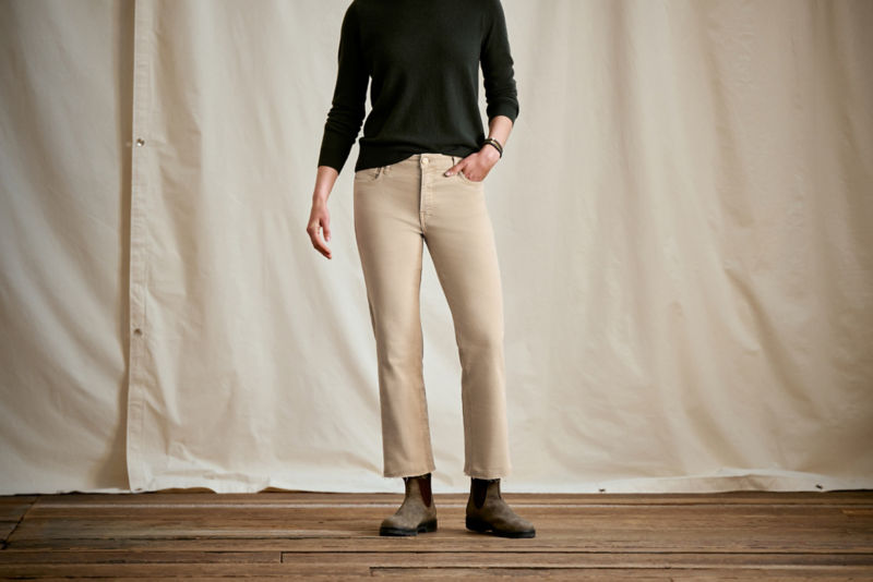 Kut from the Kloth&reg; Kelsey Cropped Flare Jeans - BISCUIT - EXCLUSIVE