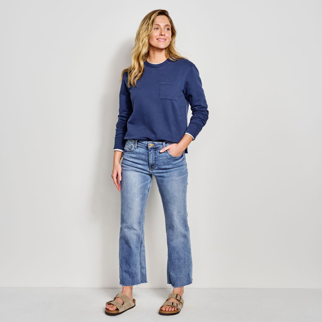Kut from the Kloth® Kelsey Cropped Flare Jeans - LIGHT INDIGO HIRISE image number 4