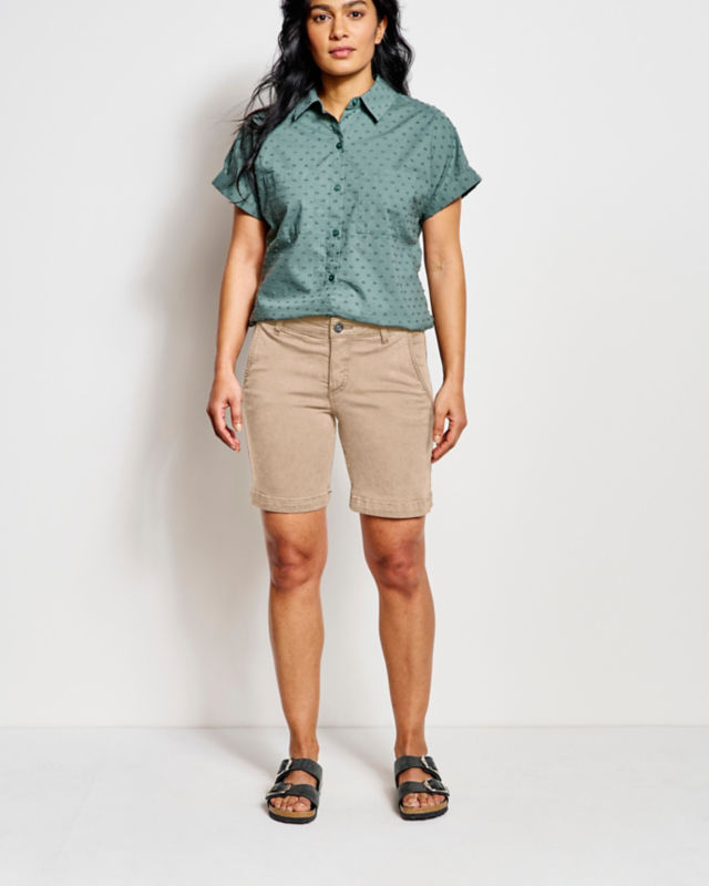 Kut from the Kloth&reg; Stretch Twill Catherine Boyfriend 7" Shorts - DESERT KHAKI