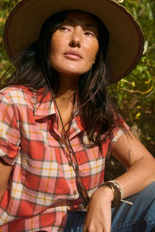 Classic Short-Sleeve Camp Shirt - PAPAYA PLAID image number 3