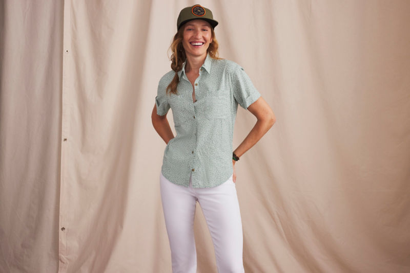 Classic Short-Sleeve Camp Shirt - ALOE DITSY FLORAL