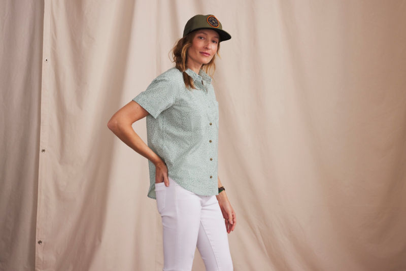 Classic Short-Sleeve Camp Shirt - ALOE DITSY FLORAL image number 2