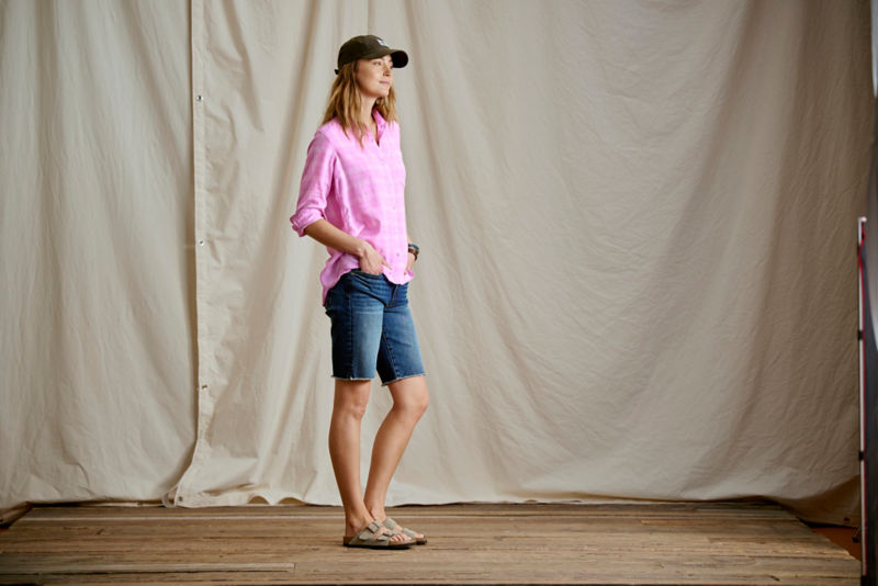 Everyday Lightweight Plaid Long-Sleeve Boyfriend Shirt - LILAC PLAID image number 3