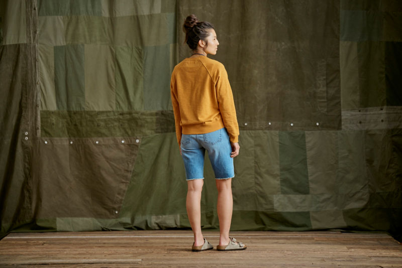 Women's Montana Morning&reg; Graphic Crewneck Sweatshirt - TRUE NAVY image number 4