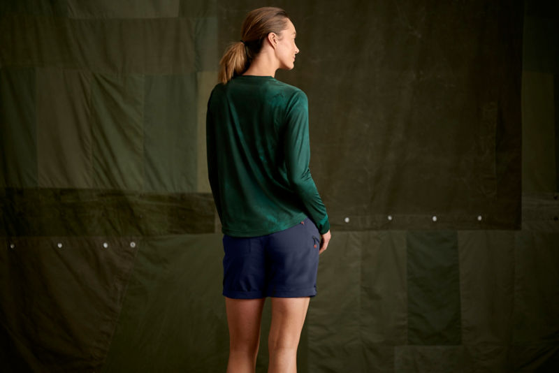 Women&rsquo;s Sun Defense Long-Sleeve Pullover - CYAN STORM image number 4