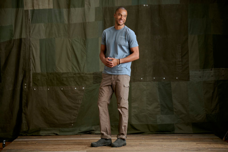 Men's 1856 Stretch Poplin Regular Fit Cargo Pants - MUSHROOM
