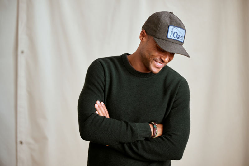 Merino Piqu&eacute; Crewneck Sweater - DARK NAVY image number 2