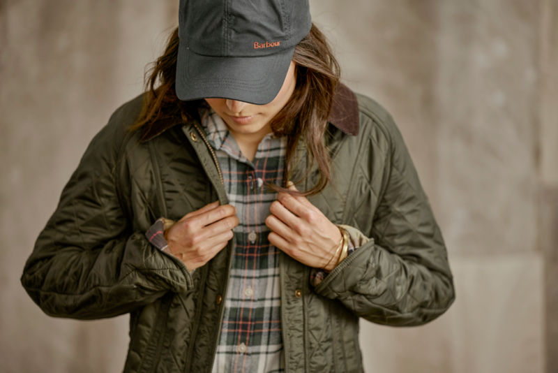 Women&rsquo;s Barbour&reg; Beadnell Polarquilt Jacket - OLIVE image number 1