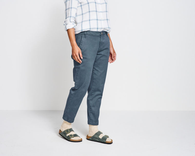 Exclusive Kut from the Kloth&reg; Naomi High-Rise Chinos - SHITAKE image number 3