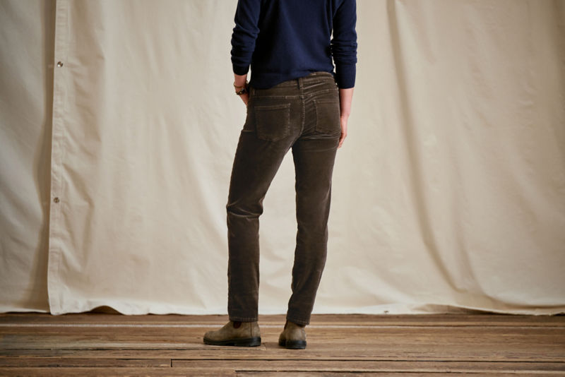 Kut from the Kloth&reg; Catherine Mid-Rise Boyfriend Cords - ESPRESSO - EXCLUSIVE image number 4