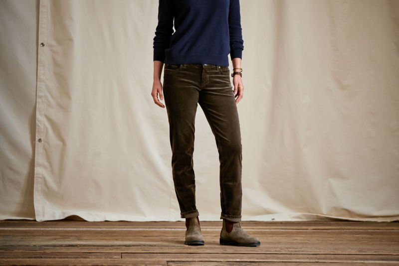 Kut from the Kloth&reg; Catherine Mid-Rise Boyfriend Cords - ESPRESSO - EXCLUSIVE