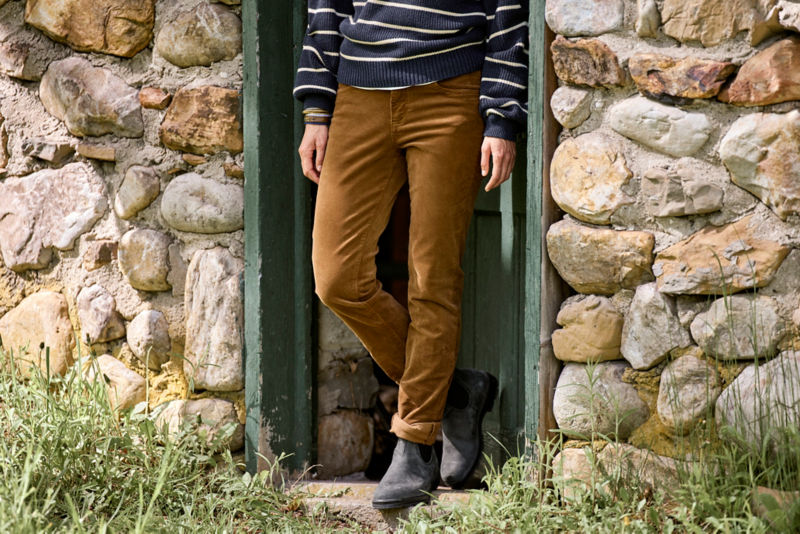 Kut From The Kloth&reg; Catherine Mid-Rise Boyfriend Cords - BRUNETTE