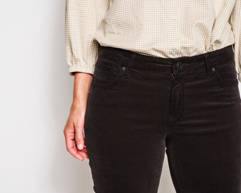 Kut from the Kloth&reg; Natalie Mid-Rise Corduroy Bootcut Pants - WINE image number 4