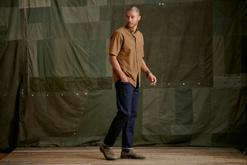 Garment-Dyed Poplin Short-Sleeve Shirt - BLUE LAGOON image number 3