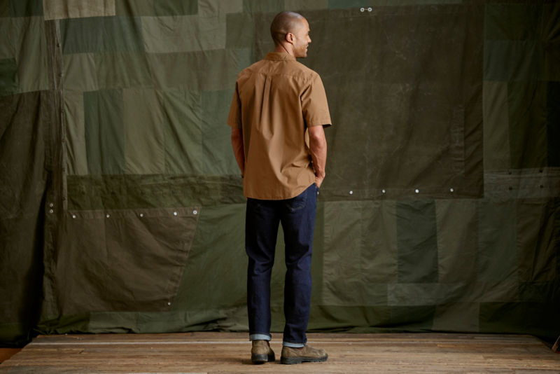 Garment-Dyed Poplin Short-Sleeve Shirt - BLUE LAGOON image number 4