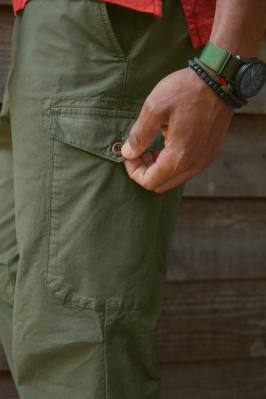 Men's 1856 Stretch Poplin Regular Fit Cargo Pants - TARRAGON image number 1
