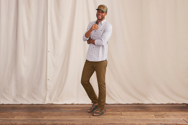 Men&rsquo;s Tech Chambray Long-Sleeve Work Shirt - TITANIUM/SNOW image number 1