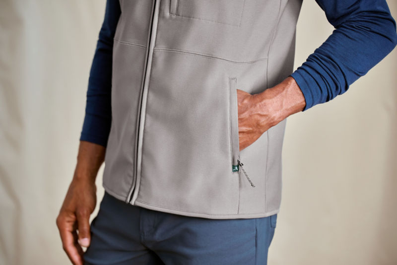Men&rsquo;s Outbound Fleece Vest - STERLING image number 2