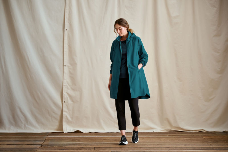 Women&rsquo;s Outbound Pack & Go Parka - BLUE LAGOON