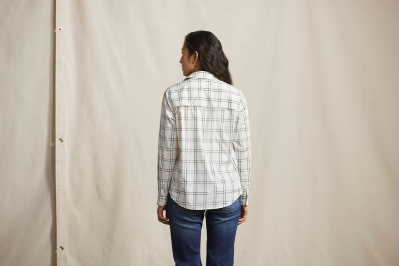 Women&rsquo;s River Guide Long-Sleeve Shirt - SNOW/DARK NAVY TATTERSAL image number 5