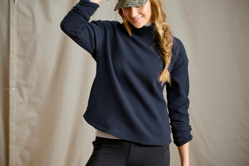 Textured Quilt Mockneck Sweatshirt | Orvis