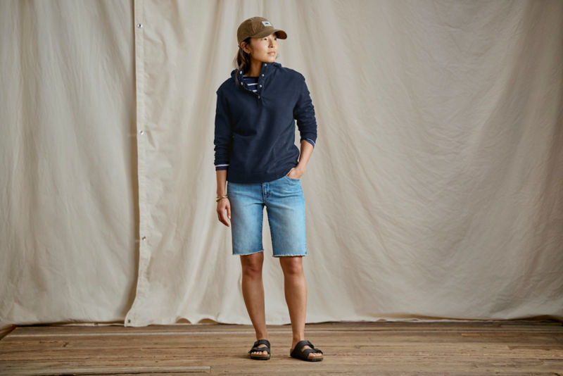 Lightweight Pullover Hoodie - TRUE NAVY