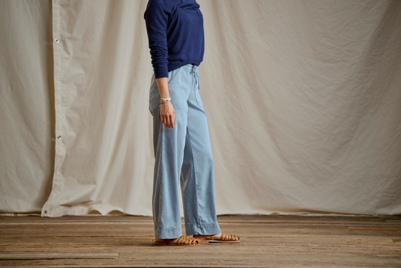 Explorer TENCEL&trade; Wide-Leg Pants - SHIITAKE image number 3