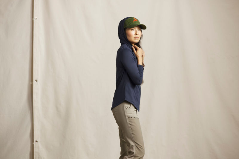 Women&rsquo;s Sun Defense Hoodie - TARRAGON RIDGE CAMO image number 3