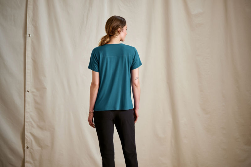 Women&rsquo;s Outbound Merino Short-Sleeve Tee - BLUE LAGOON image number 4