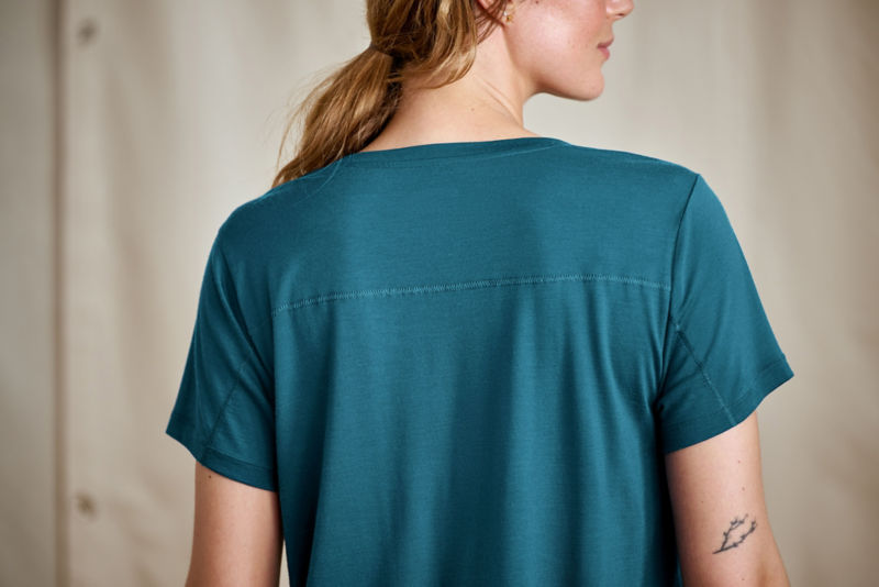 Women&rsquo;s Outbound Merino Short-Sleeve Tee - BLUE LAGOON image number 2