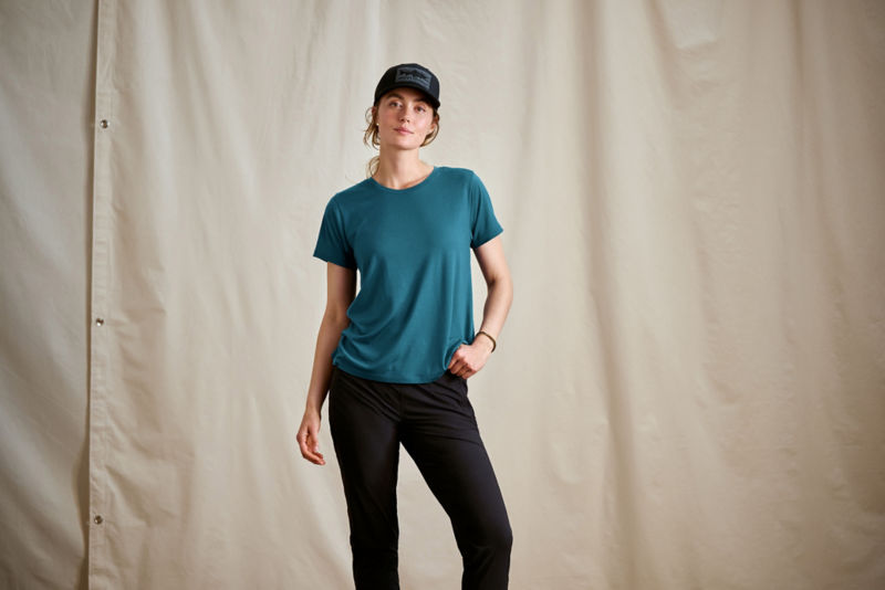 Women&rsquo;s Outbound Merino Short-Sleeve Tee - BLUE LAGOON