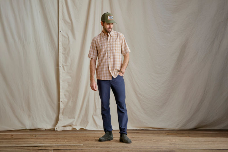 Men's Tech Chambray Short-Sleeve Work Shirt - SNOW/SHITAKE PLAID