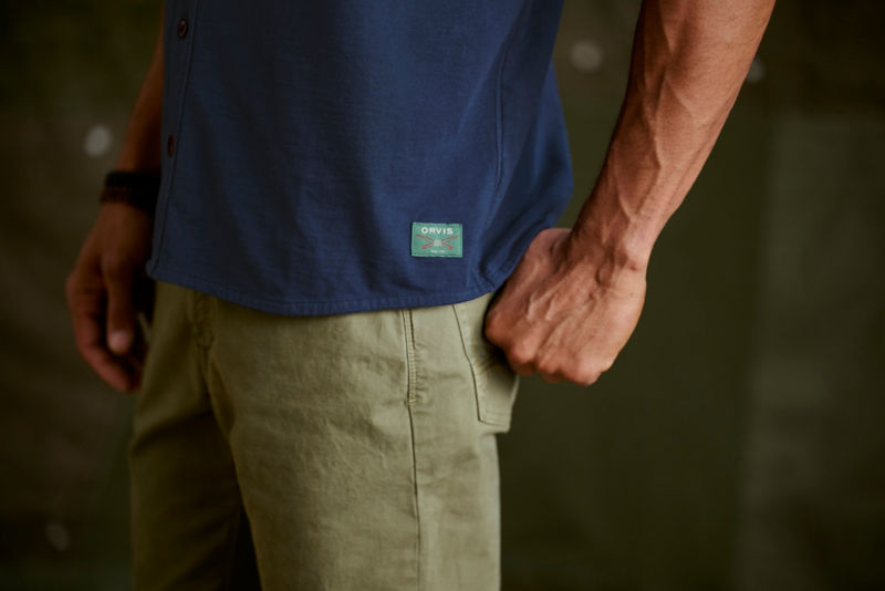 Men&rsquo;s Bromley Knit Button-Down Short-Sleeve Shirt - TRUE NAVY image number 2