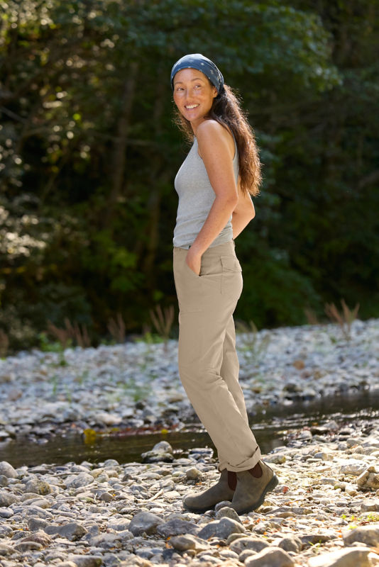 Women's 1856 Stretch Poplin Utility Pants - SHIITAKE image number 2