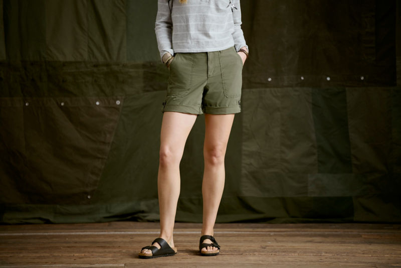 Women&rsquo;s 1856 Stretch Poplin 9" Utility Shorts - TARRAGON image number 4