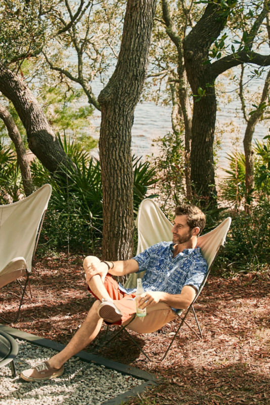 Men&rsquo;s Heritage Poplin Printed Short-Sleeve Shirt - NAVY BLOCK image number 2