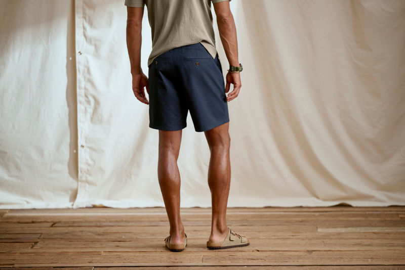 Men&rsquo;s 1856 Angler Chino 7" Shorts - TRUE NAVY image number 3