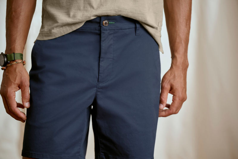 Men&rsquo;s 1856 Angler Chino 7" Shorts - TRUE NAVY image number 1