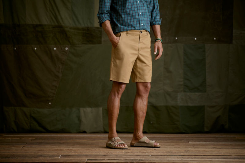 1856 Easy Care Angler 9" Chino Shorts - TRUE NAVY image number 5