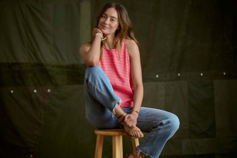 Performance Linen Tank - POPPY GINGHAM image number 5